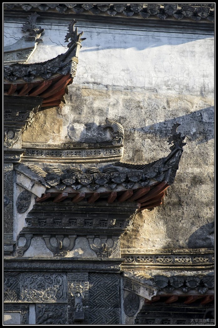 粉墙黛瓦马头墙雕梁画栋花格窗图赏徽派建筑极致之美