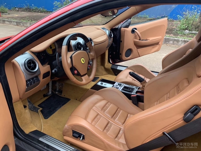 07款法拉利f430 德版 红色棕内 碳纤维方向 电动座椅