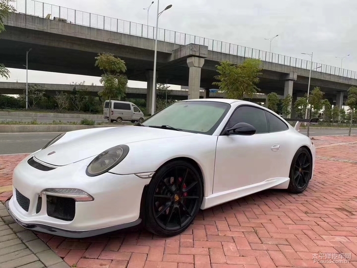 16款保时捷911 3.8 s升级gt3套件 白色红内 bose音响