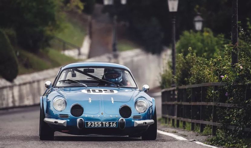 alpine a110