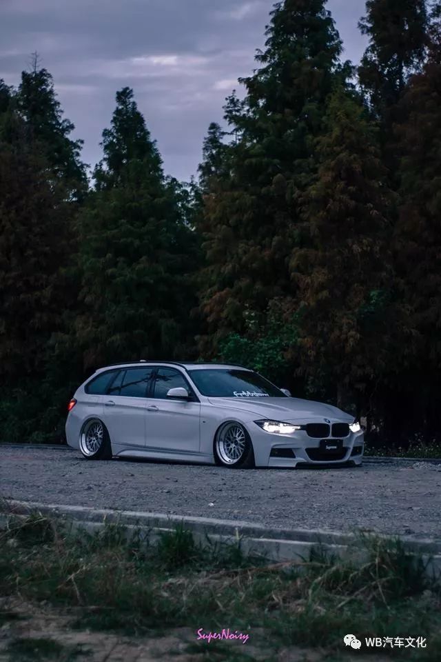 据说ta是台湾唯一一组bbs lm转斜唇!bmw f31