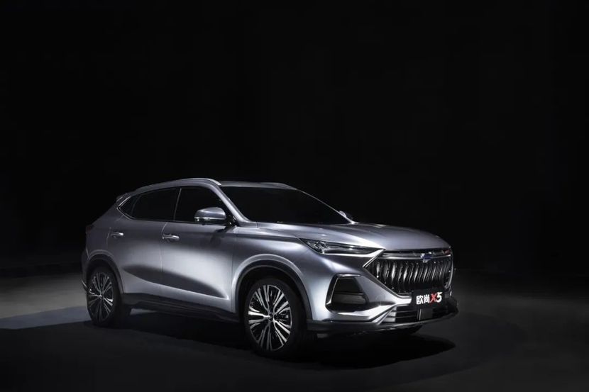 长安欧尚x5,8-12万元的高颜值suv