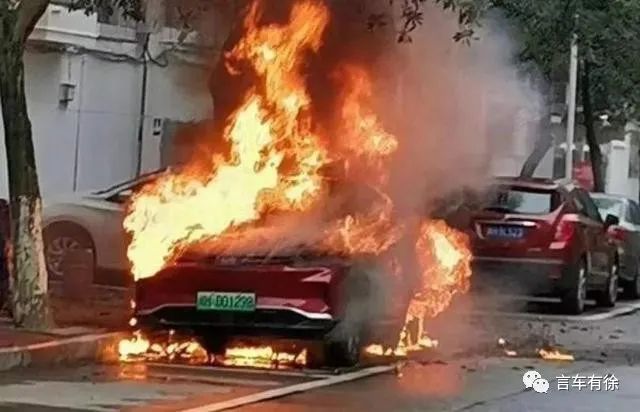 理想“斷軸門”：只顧玩智能化，新勢力造車水平是小白？