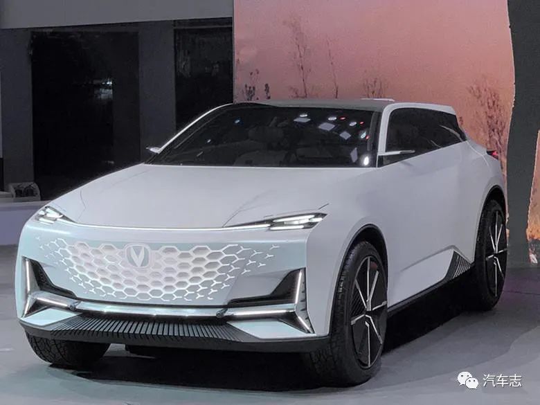 长安UNI-K预计本月广州车展发布，概念林志玲，量产还是林志玲