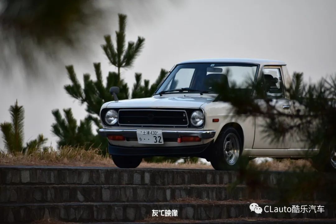 蓮太郎親手打造的94年尼桑皮卡，比自己都要大 | 酷樂(lè)汽車