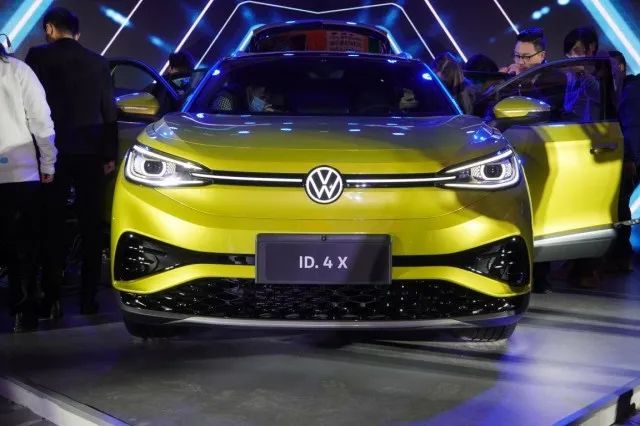 上汽大眾ID.4 X預(yù)售19.9888元起，外觀本土化改進(jìn)