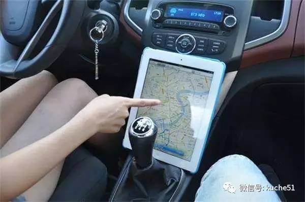 汽車跑起來沒勁，再踩油門還是浪費(fèi)！什么情況？