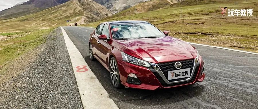 海拔5200米,油耗2.95L,這臺B級車開掛了?