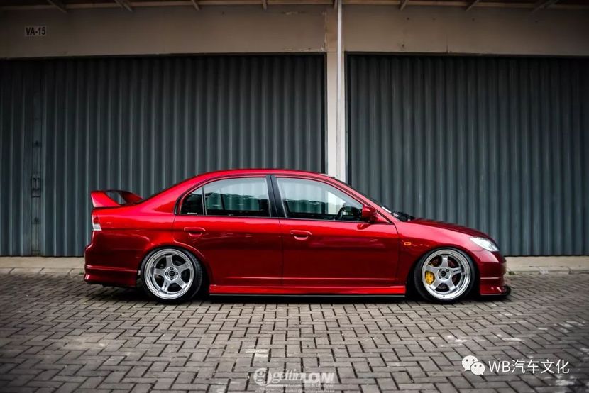 首页 文章 honda civic es 轮毂:17寸 work meister s1r