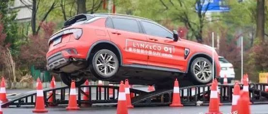 燃擎魅力 縱情智控——領克汽車家族試駕會領潮來襲