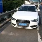 大貨車高速爆胎導(dǎo)致小車熄火？交警：貨車負(fù)全責(zé)