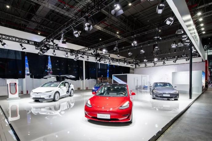 在本届上海车展上,特斯拉携旗下model 3,model s和model x闪耀亮相
