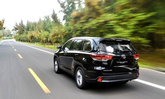 30万预算购买主流中型7座suv,锐界和汉兰达