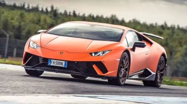 蘭博基尼也有駕駛者之車？猴子哥測(cè)評(píng)Huracan Performante | 66熟肉