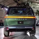 续航超600公里 Rivian R1S纯电动SUV发布