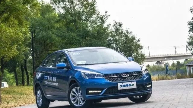 奇瑞新能源汽車(chē)艾瑞澤5e，最大續(xù)航350km，續(xù)航最大偏差值小