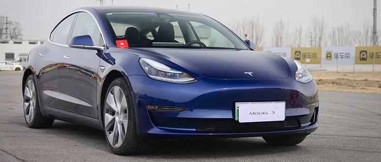 23萬的特斯拉Model 3，百公里加速3.5秒，這下狼真的來了！