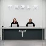 行業 | 人才流失，Tesla自動駕駛主管被Intel英特爾挖走！