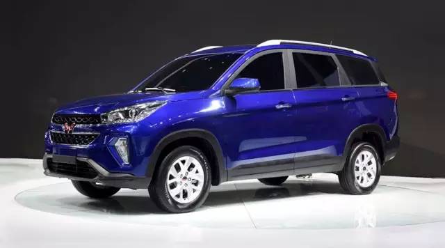 实拍五菱首款SUV 1.5T+7座必将爆款