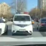 警车在北京逆行还骂人，官方通报来了！