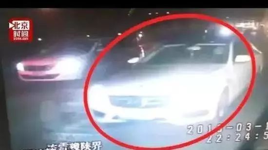 戲精奔馳車主在說謊？大家是否漏掉這些細(xì)節(jié)