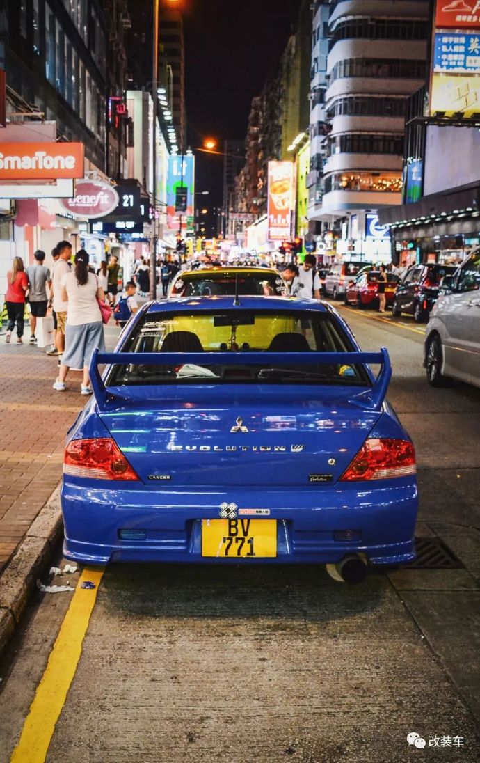 一位高中生去香港旅游之后,那里的汽车文化让的校园高中作文夏天600字图片