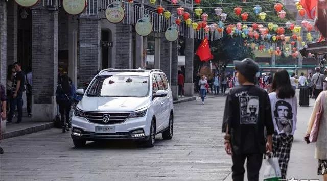 品質不輸GL6 國民神車寶駿730推10萬元級別自動擋