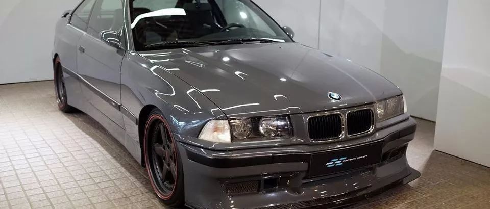 95年的街道利器！320匹馬力的雙門轎跑BMW M3 E36