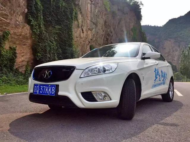 新能源火了北汽，EU400能對(duì)得起這金字招牌嗎？