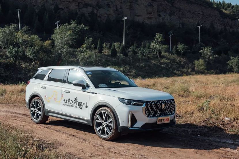 用7座的车厢造辆5座suv,一汽奔腾t99就是为了让你坐得