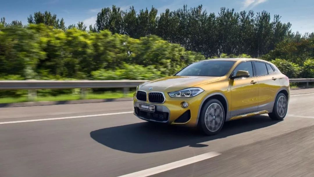 評測BMW X2：瞬間讓人忘記它與X1的血緣｜仕駕