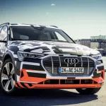 奧迪e-tron告訴你，傳統(tǒng)車企造的電動車有多高科技