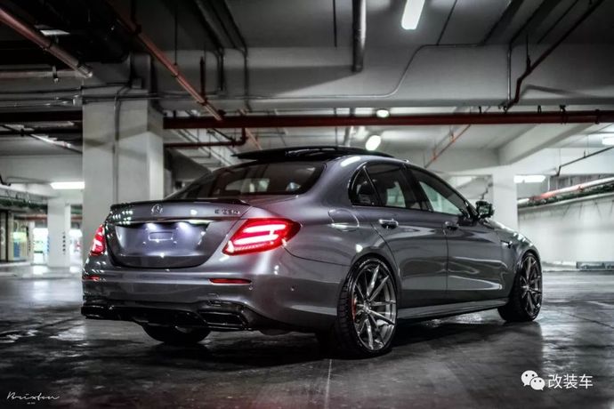 4秒就能破百的低调猛兽,奔驰amg e63 s轻改就很