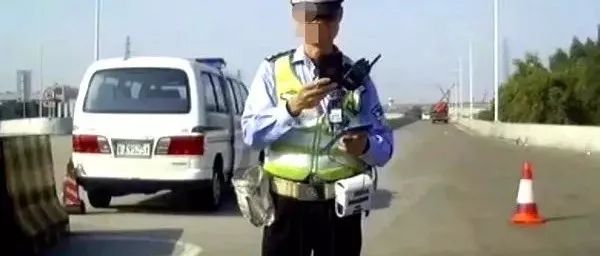高速限速40,“超速”司機被扣6分!網友:快過年了?
