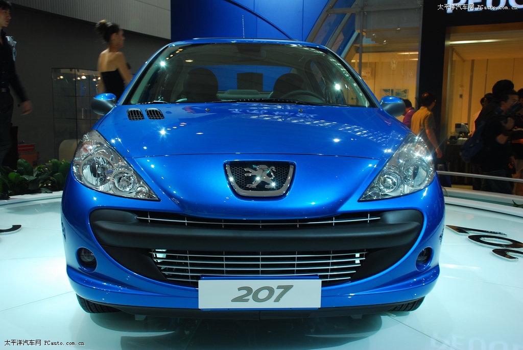 標(biāo)致207車展高清大圖