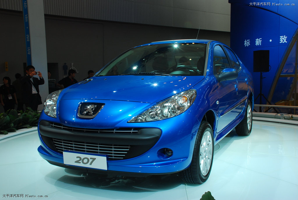標(biāo)致207車展高清大圖