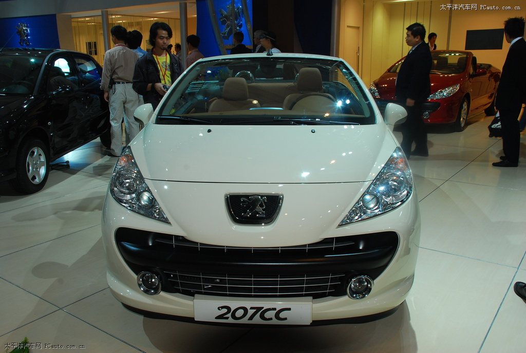 標(biāo)致207車展高清大圖