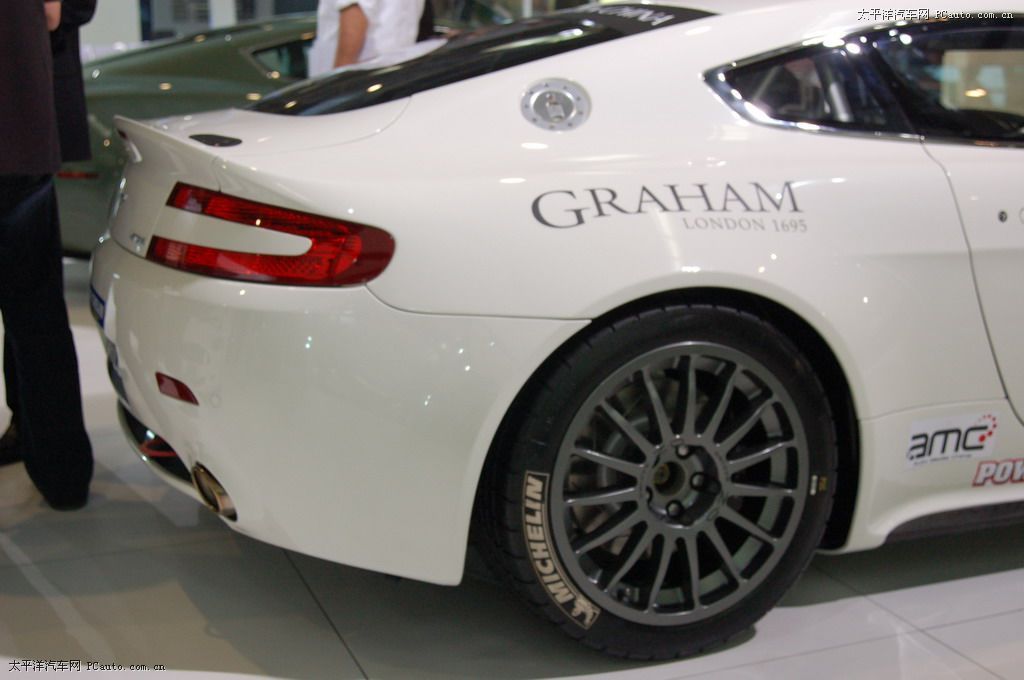 世爵C8車展高清大圖