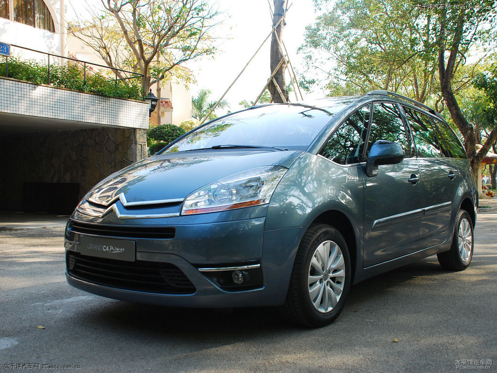 ˮ{C4 PICASSO^DƬ
