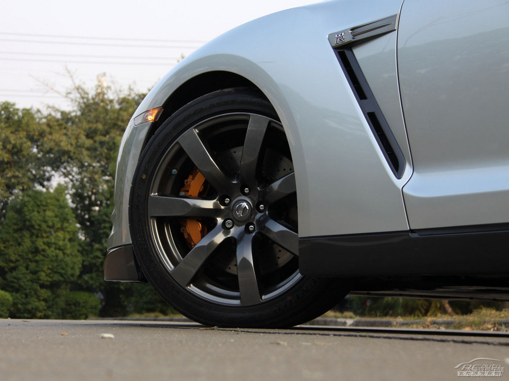 ծa(chn)GT-R(x)(ji)DƬ