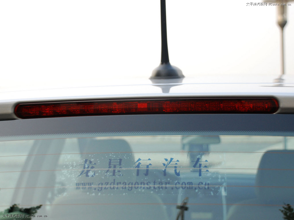 奔馳B級(jí)外觀高清大圖
