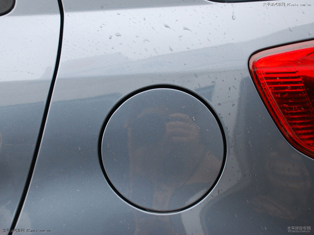 ⁾Z(y)SX4^DƬ