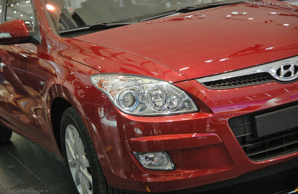 北京現(xiàn)代i30車展高清大圖