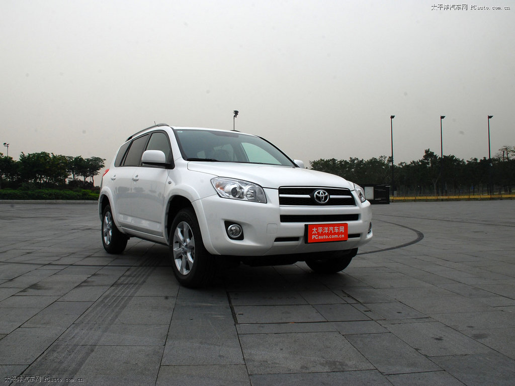 RAV4榮放外觀高清大圖