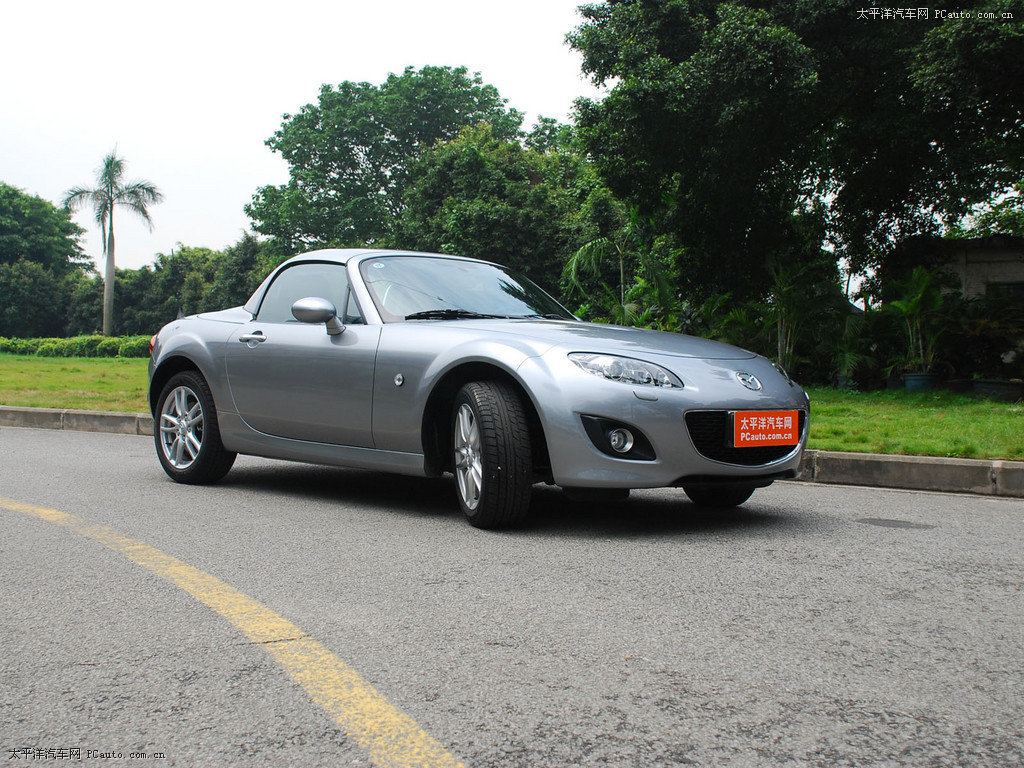 馬自達(dá)MX-5外觀高清大圖