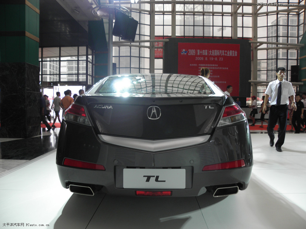 謳歌RL車展高清大圖