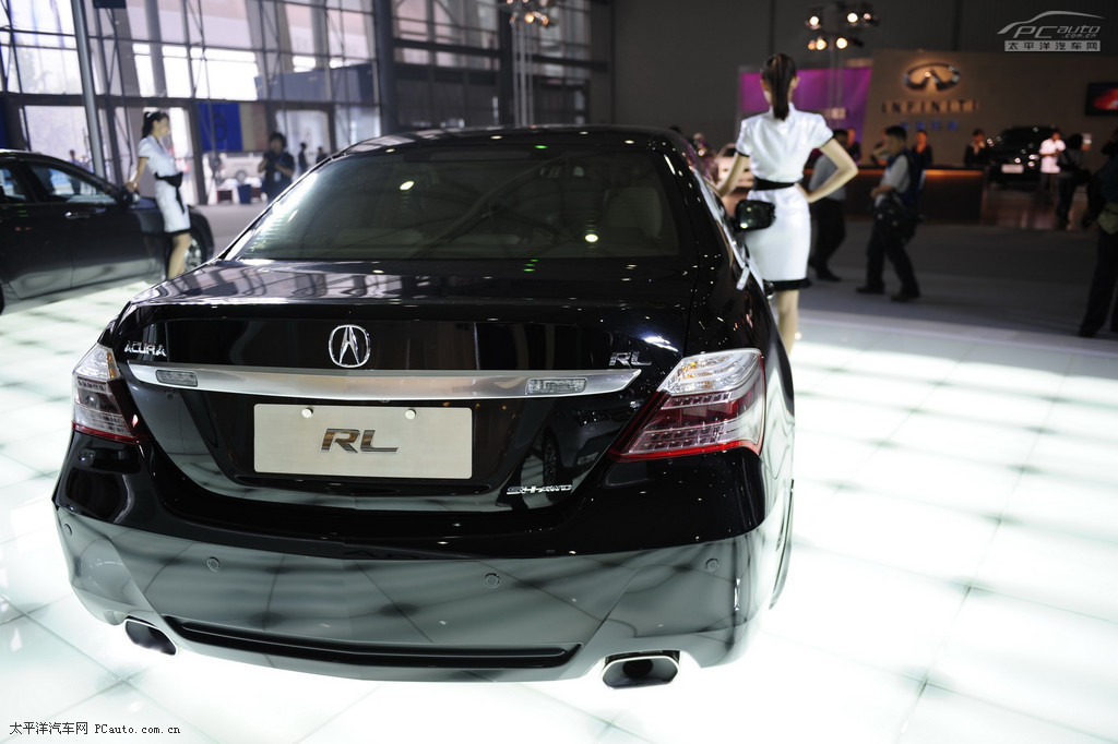 謳歌RL車展高清大圖