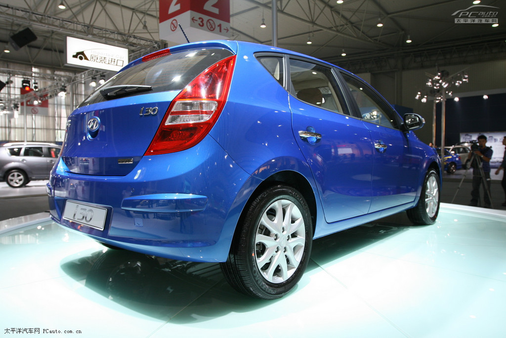 北京現(xiàn)代i30車展高清大圖