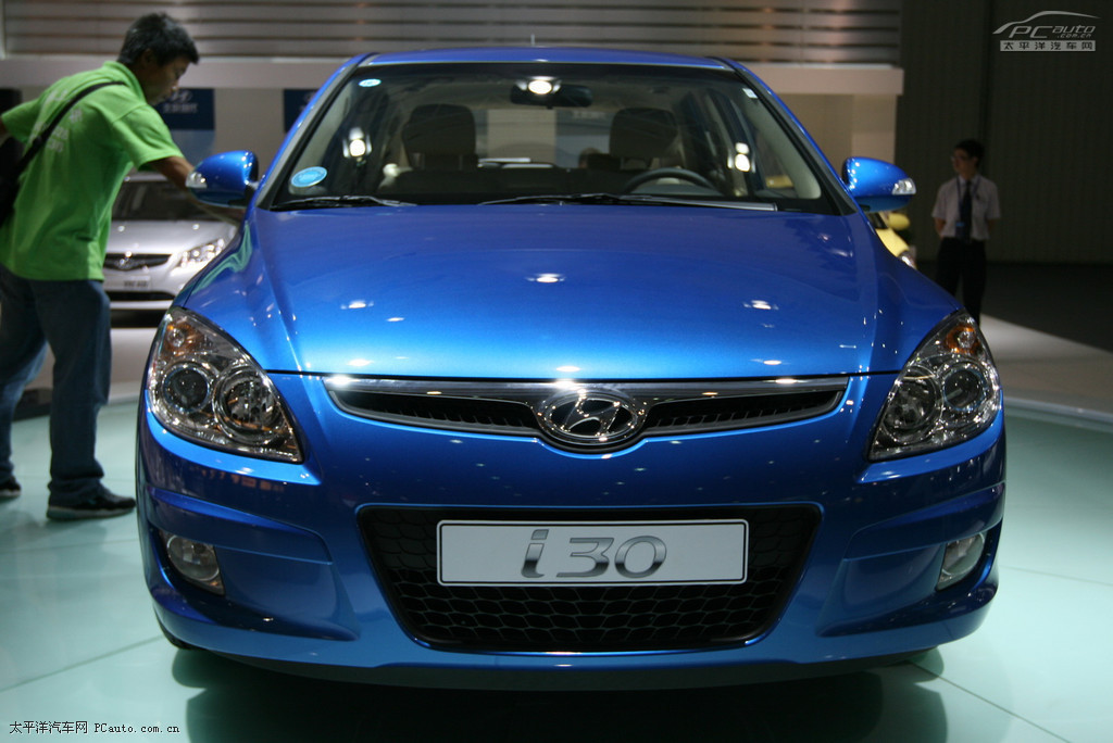 北京現(xiàn)代i30車展高清大圖