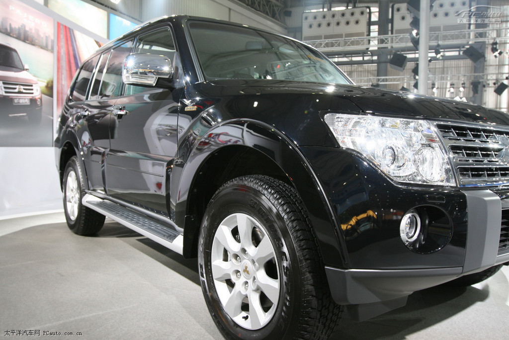 帕杰羅(進(jìn)口)車展高清大圖